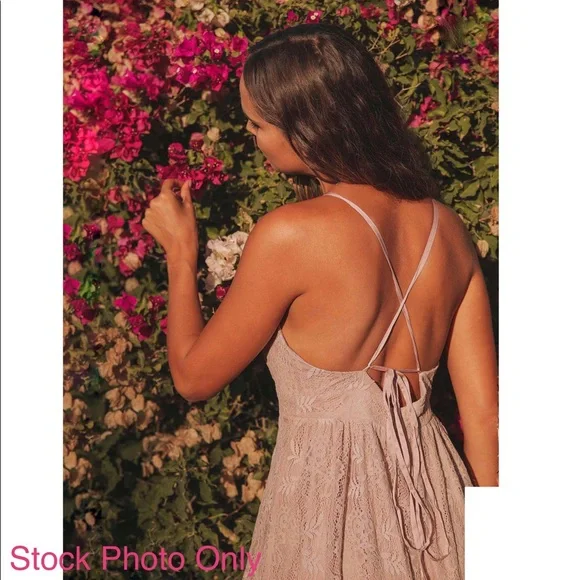 Stolen Moments Dusty Pink Lace-Up Lace Maxi Dress - Picture 3 of 14